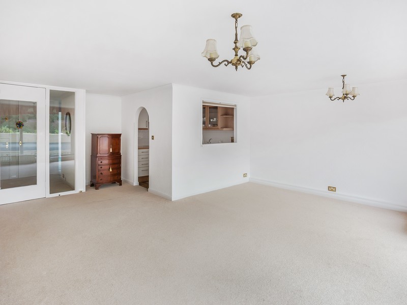 2 Bed Apartment To Rent in Reigate
